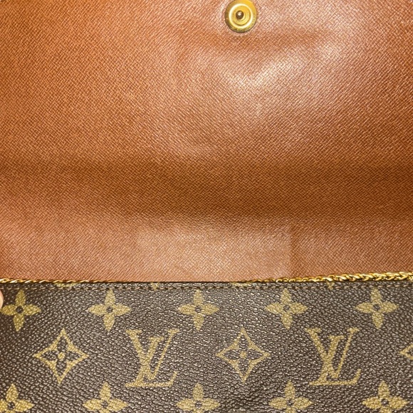 Vintage Louis Vuttion Clutch / With Chain - EUC - Picture 3 of 12